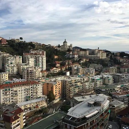 Vista Panoramica Mare E Monti Sanremo